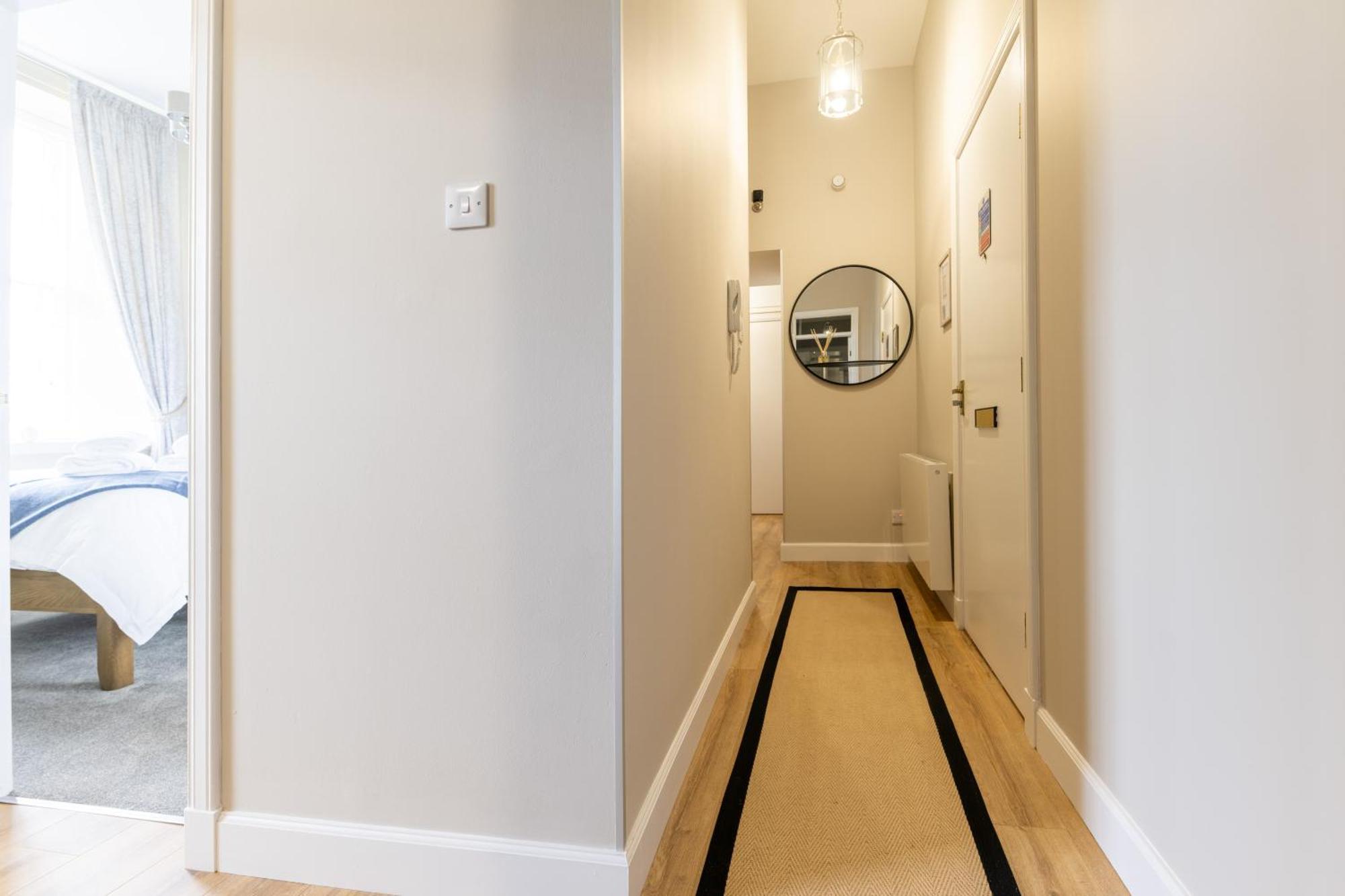 1 Old Edinburgh Court Apartment Inverness Ngoại thất bức ảnh